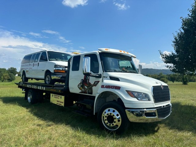 24/7 Medium Duty Towing Service Fort Oglethorpe | Gladiator Tow